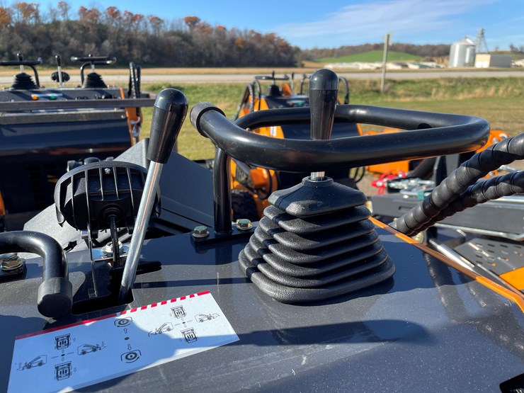 #3246c-•-ats-mini-track-skid-steer-image-19