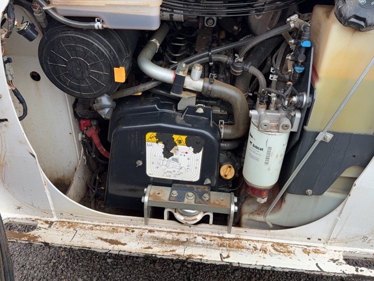2022-bobcat-t66-image-11