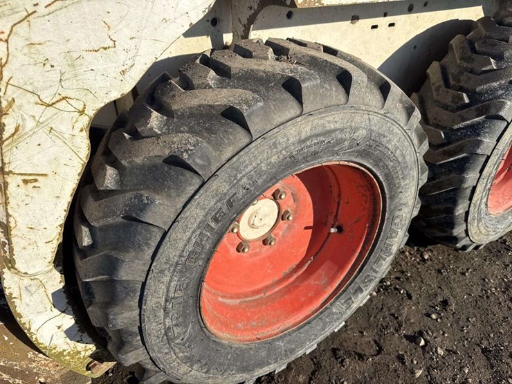 bobcat-643b-image-10