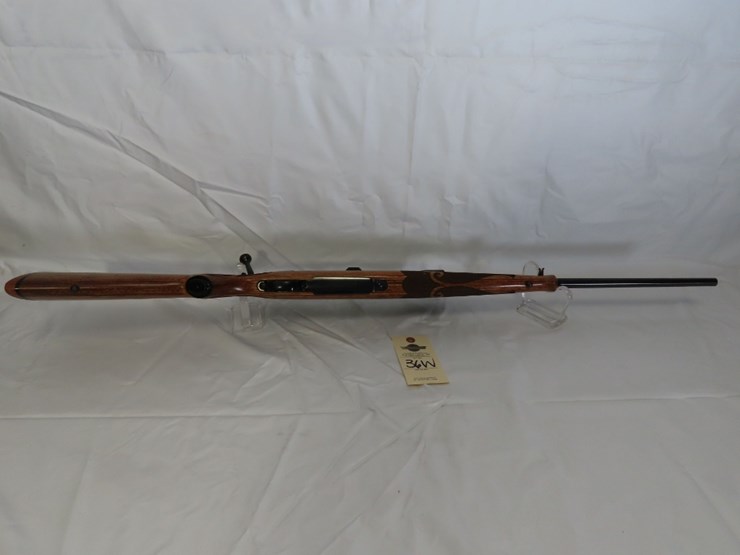winchester-model-70-feather-weight-sa-.223-rem-bolt-action-rifle-image-10