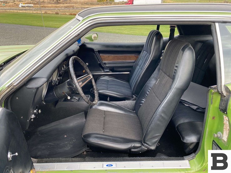 1972-ford-mustang-grande-hardtop-image-26