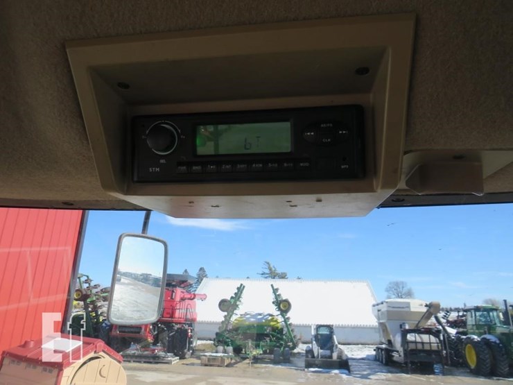 1996-john-deere-8300-image-19