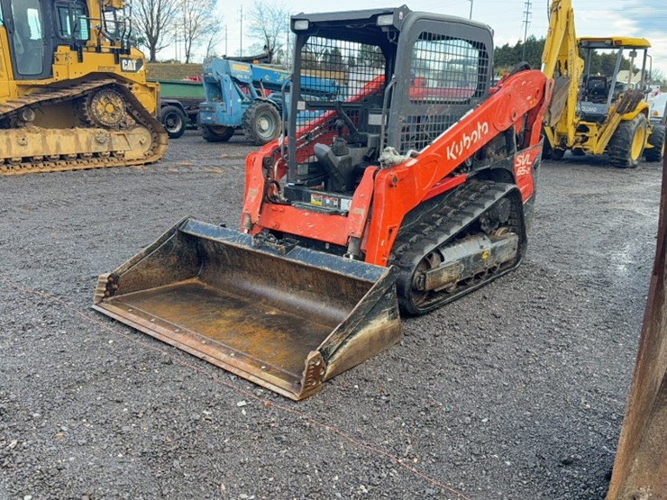 kubota-svl65-2-image-1