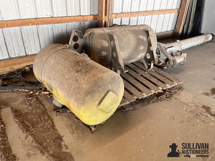 70-gal-fertilizer-tanks-image-1