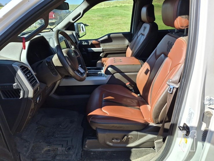 2019-ford-f150-king-ranch-image-14