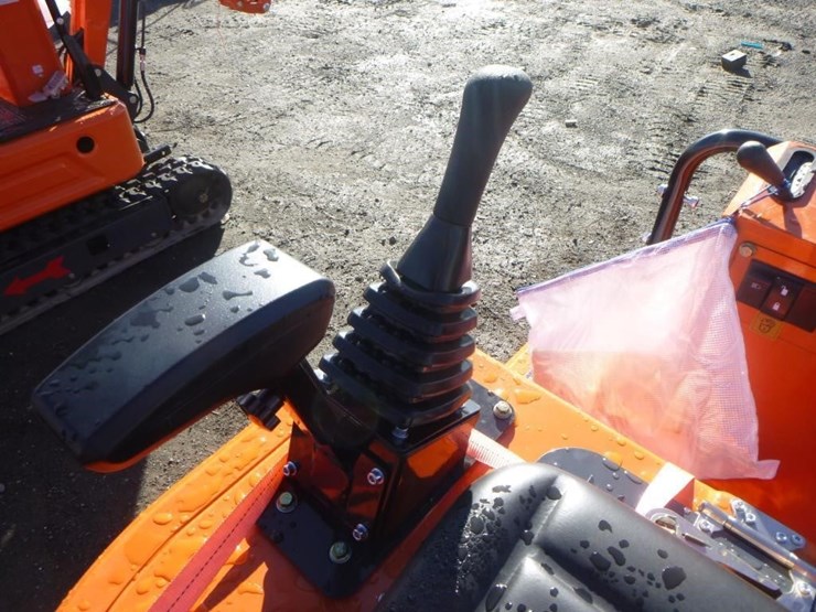 blt-319-hydraulic-excavator-image-19