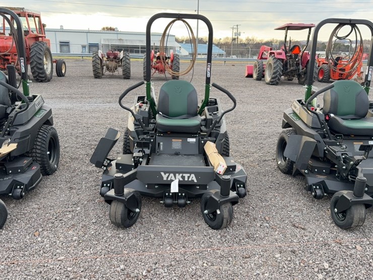 #3080-•-yakta-yxr-120-zero-turn-lawn-mower-image-2