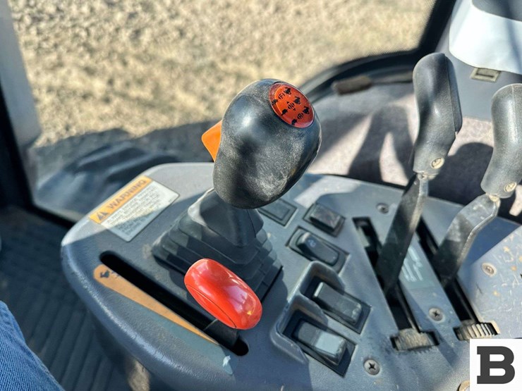 cat-challenger-55-tractor-image-67