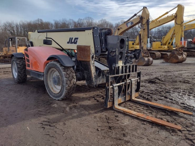 16-jlg-1255-image-30