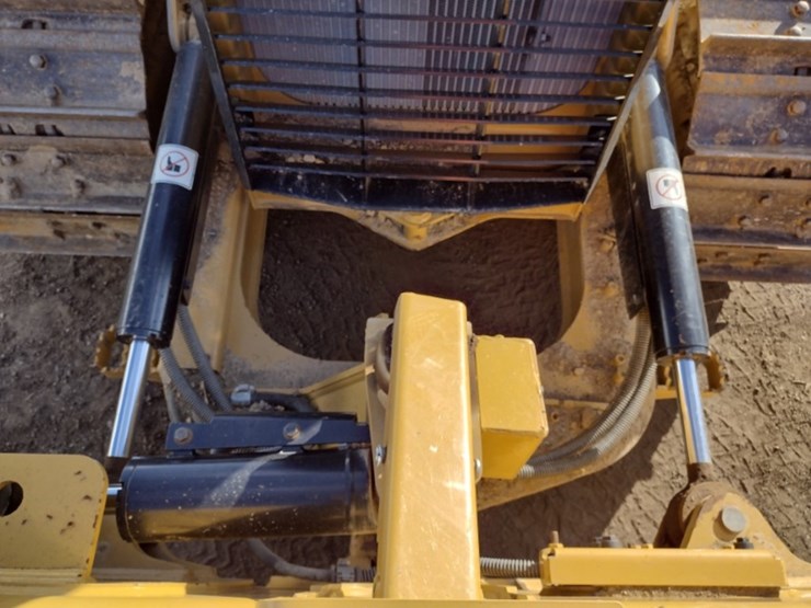 caterpillar-d3-image-18