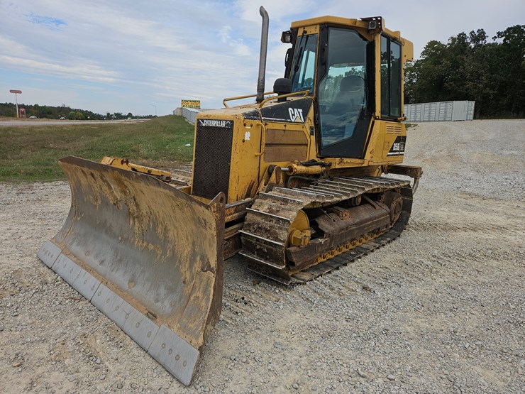 2002-caterpillar-d5g-xl-image-1