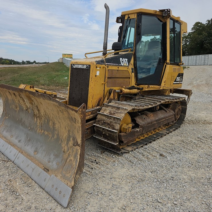2002 CATERPILLAR D5G XL
