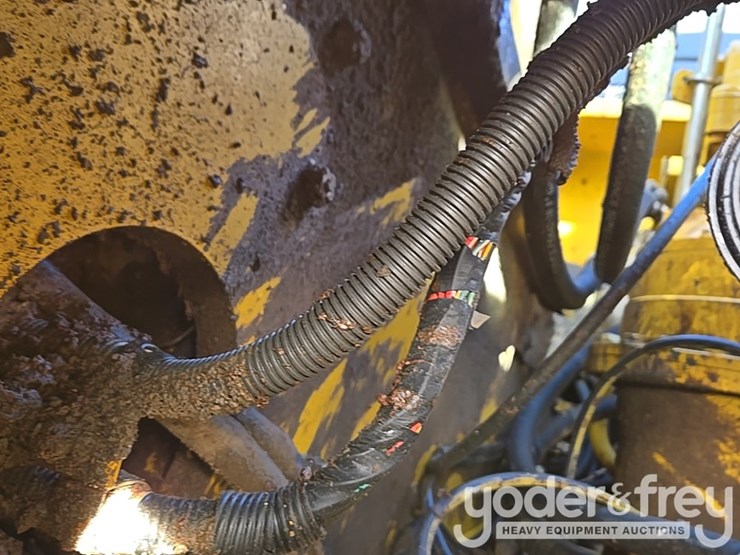 2022-komatsu-pc490-lc-11-image-56