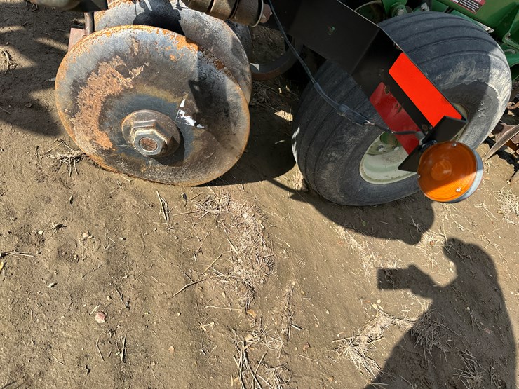 john-deere-2623-image-18