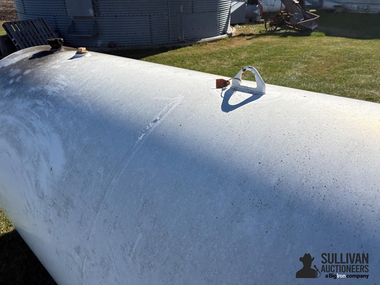 1,000-gal-fuel-tank-w/electric-pump-image-10