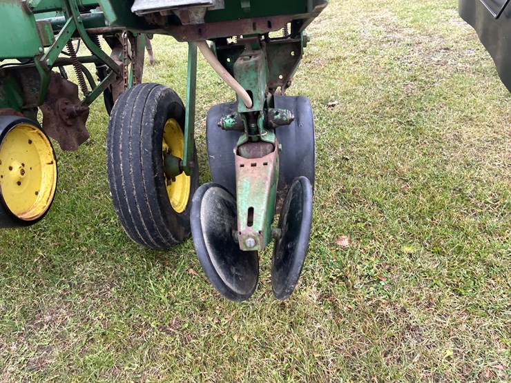 john-deere-7000-image-7