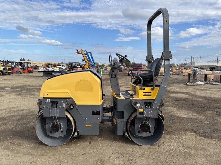 2015-dynapac-cc1200-image-5