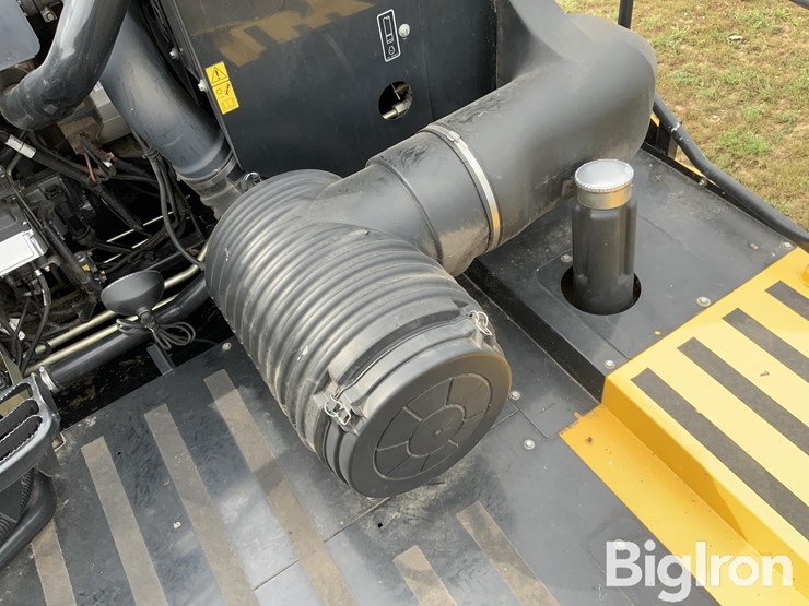 2013-new-holland-cr7090-image-14