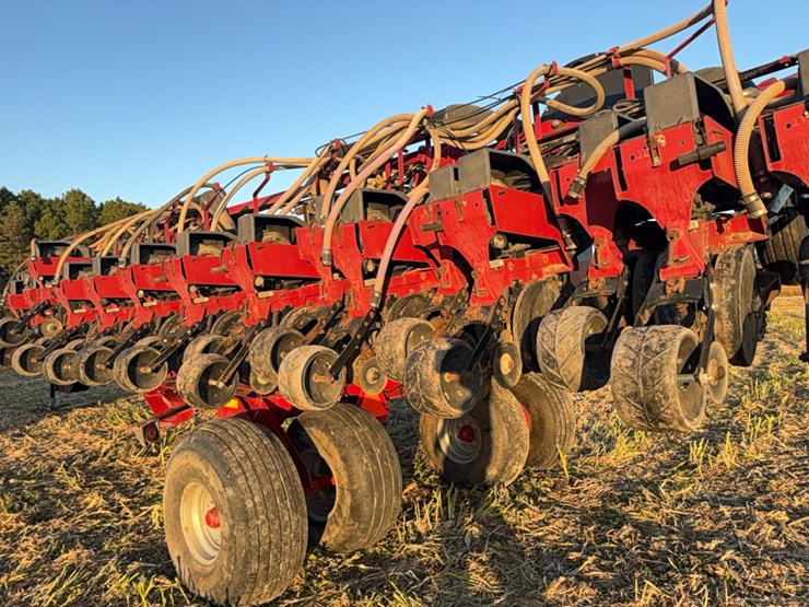 case-ih-1240-image-136