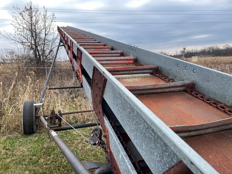 #1068-•-little-giant-elevator-image-22