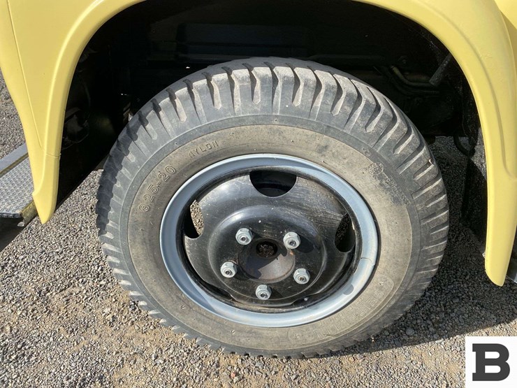 1965-international-loadstar-image-11