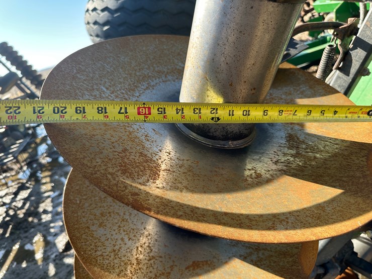 john-deere-26-image-37