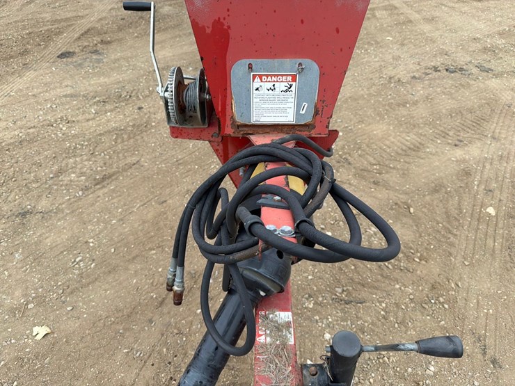 feterl-w1292-auger-image-10