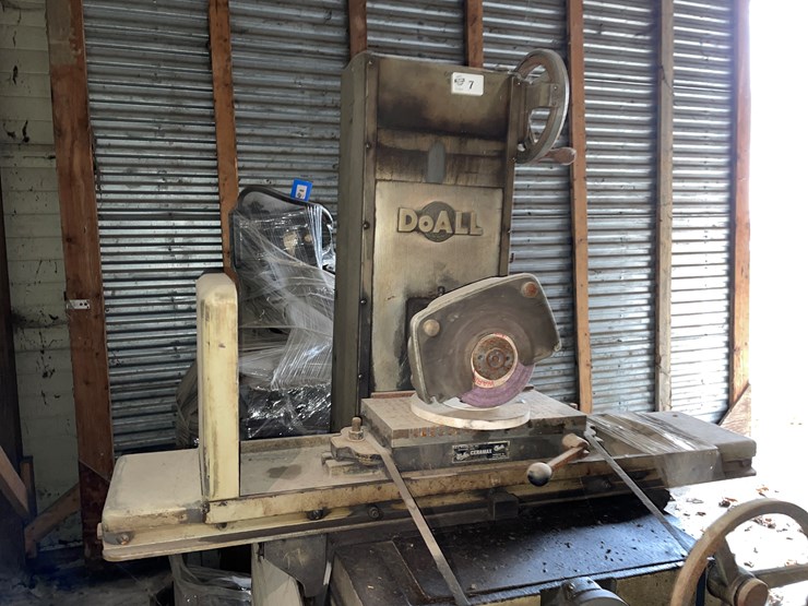 #1420-•-surface-grinder-on-cabinet-(independence,-wi)-image-9