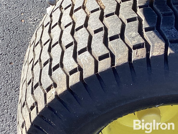 2010-john-deere-la135-image-16