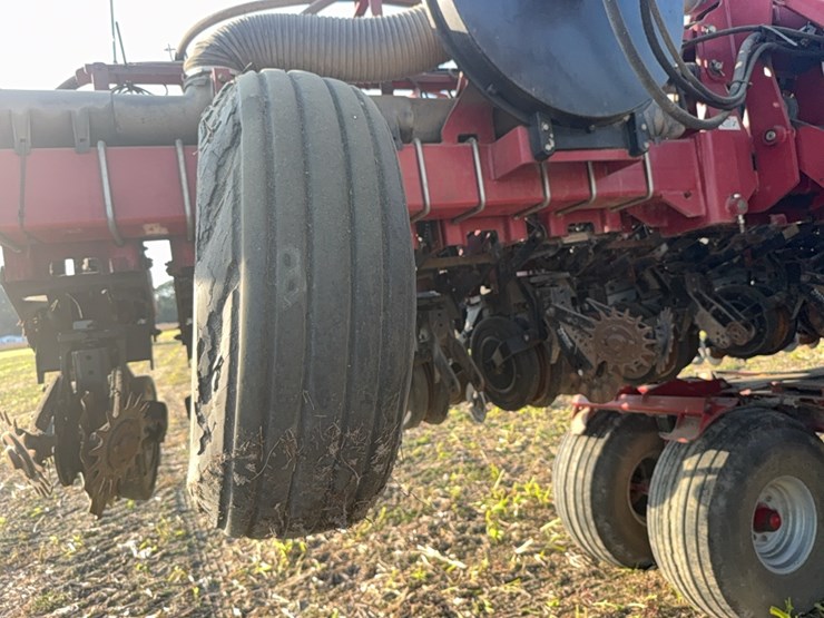 case-ih-1200-image-41
