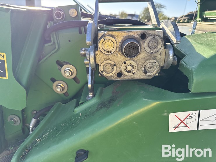 2011-john-deere-9770-sts-image-18