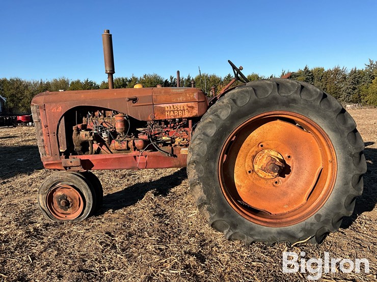 1949-massey-ferguson-44-image-8