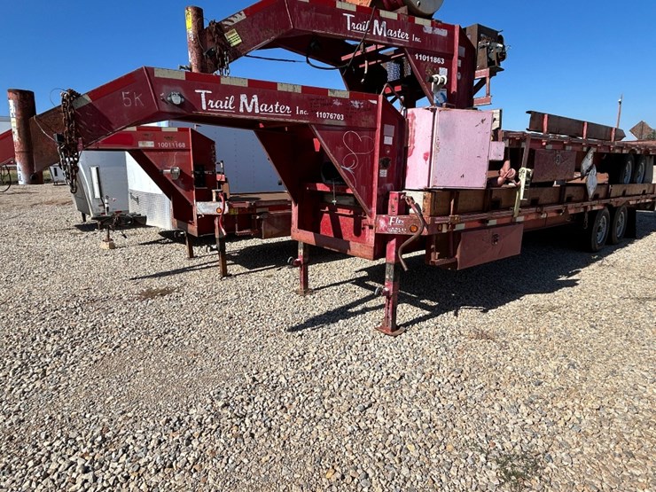 (x)-(8-28)-2008-trail-master-34'l-t/a-gooseneck-t...-image-1