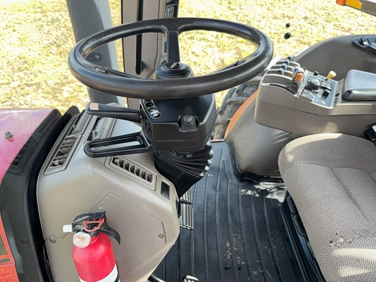 case-ih-magnum-335-image-71