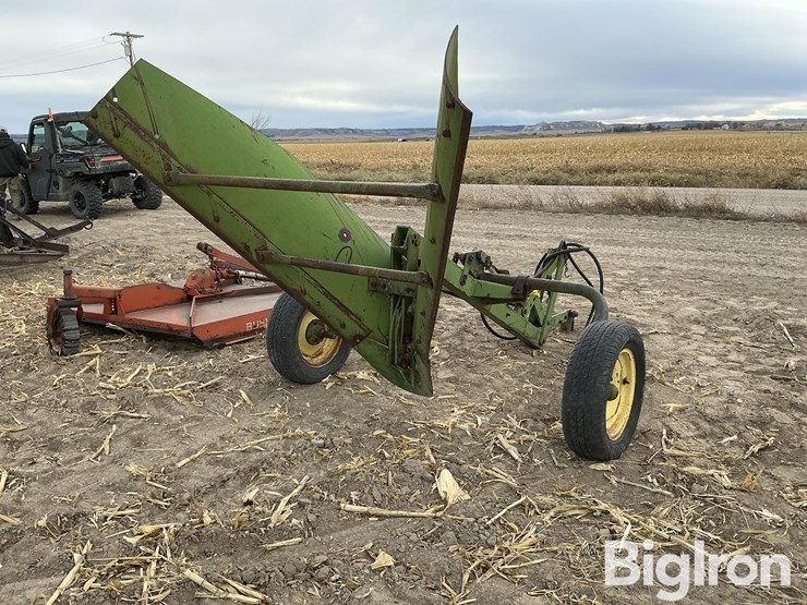 john-deere-12-image-5