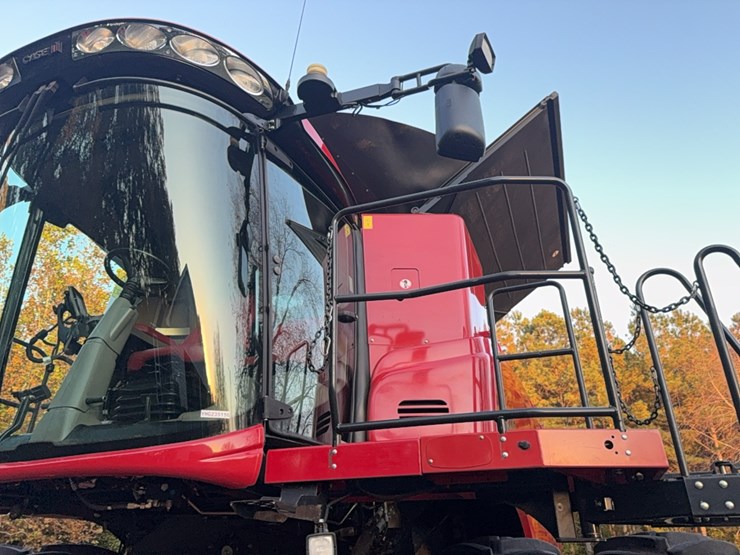 2018-case-ih-8240-image-41