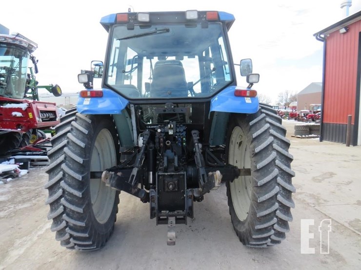new-holland-tm150-image-4