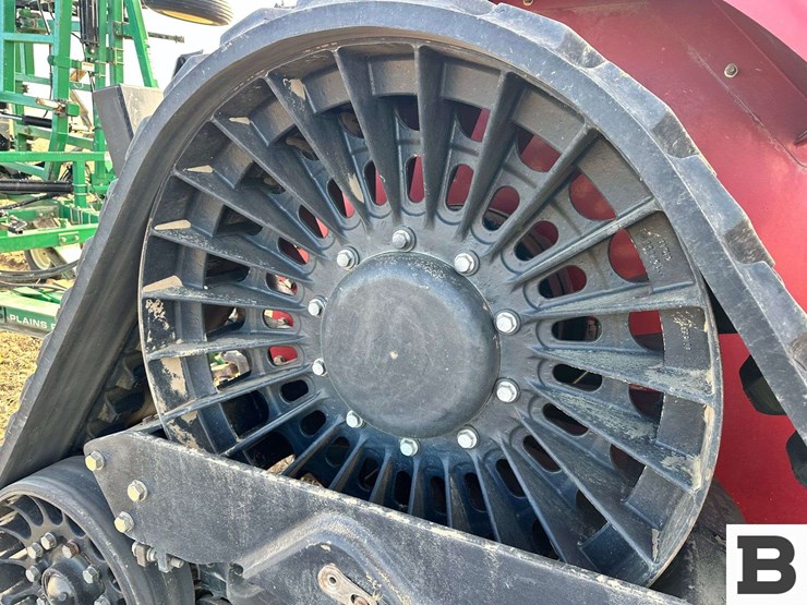 2014-case-ih-370-image-66