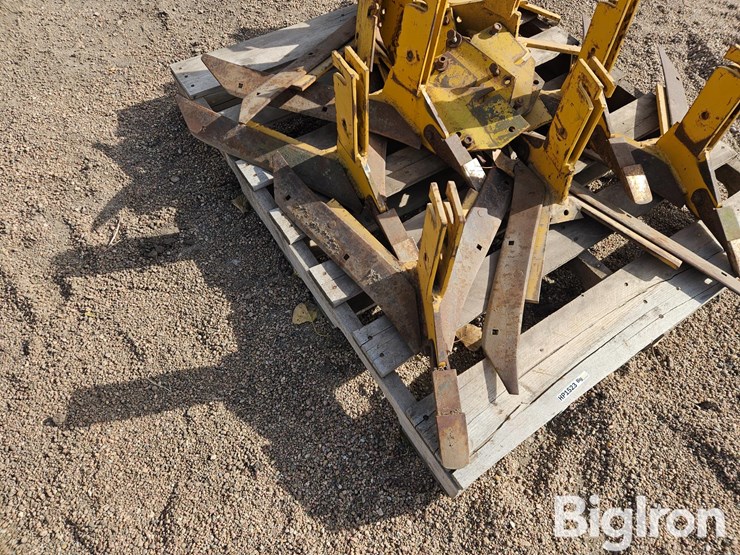 buffalo-cultivator-sweeps-image-12