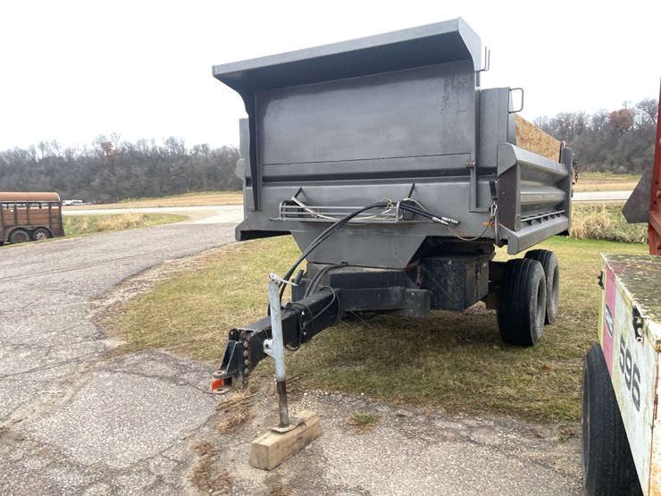 heil-trailer-image-1