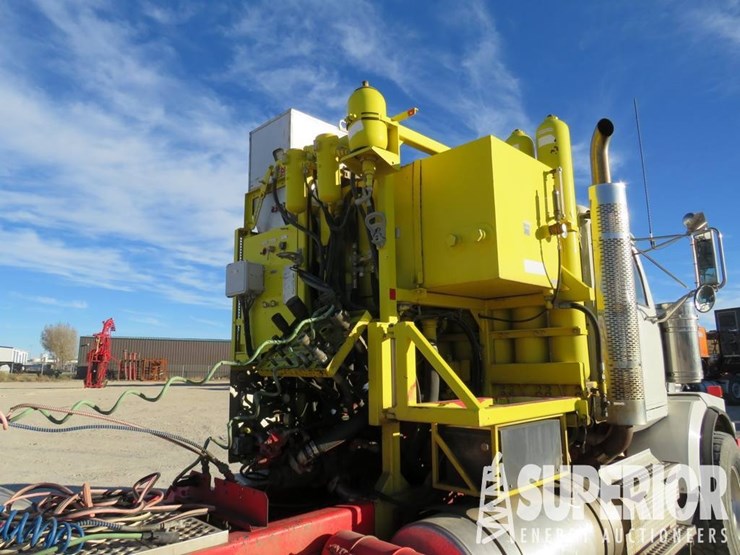 (x)-(5-64)-2013-western-star-w4900-3-axle-wet-kit...-image-11