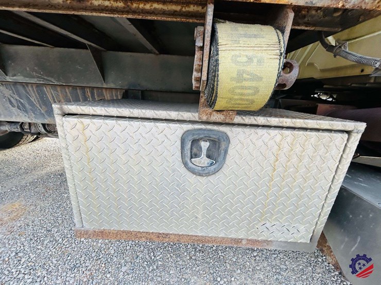 2013-international-durastar-4400-image-39