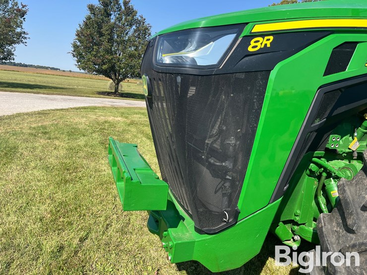 2020-john-deere-8r-340-image-13