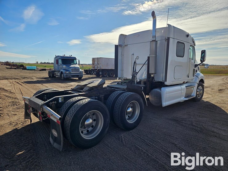 2007-peterbilt-387-image-5