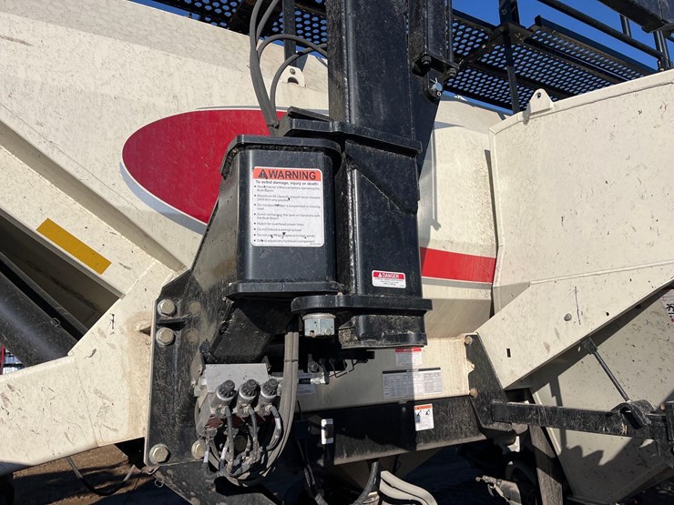 2016-bourgault-3320-66-image-105