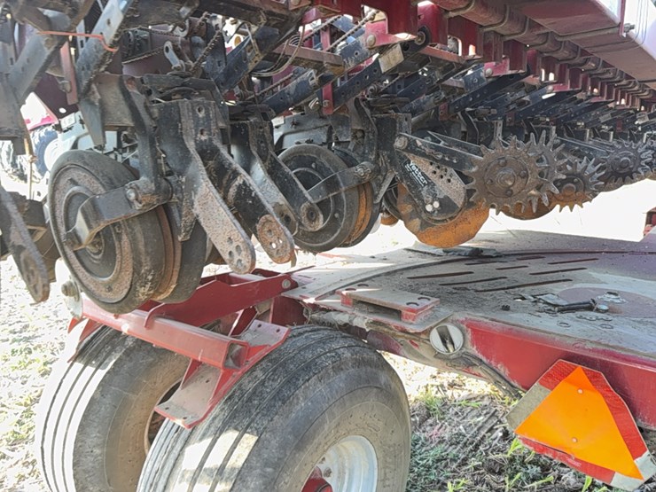 case-ih-1200-image-44