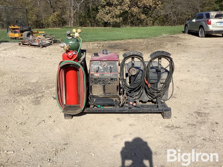 welding/fence-building-skid-image-1