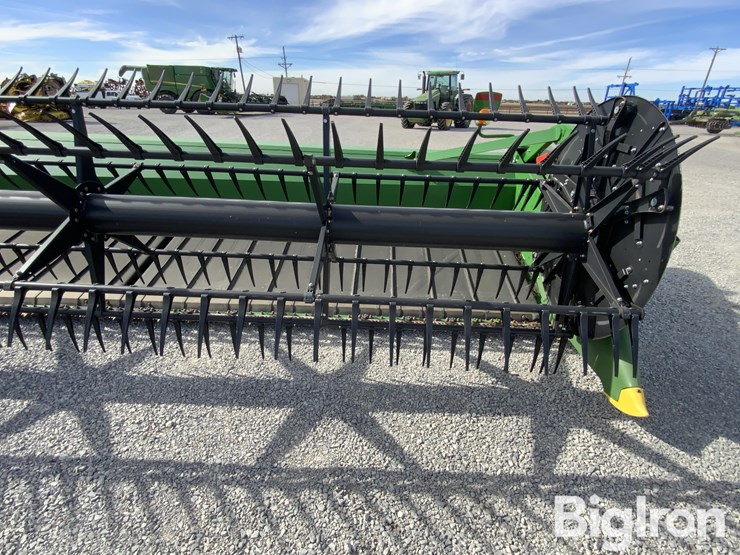 2020-john-deere-745fd-image-15