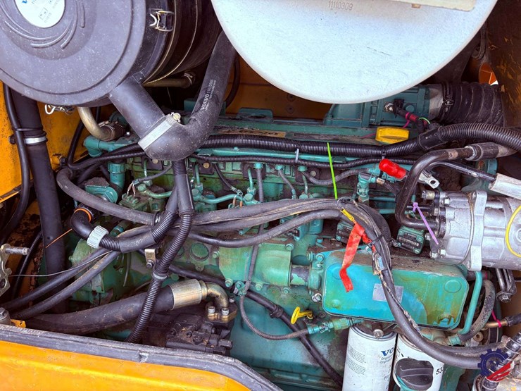 2004-volvo-l60e-image-57