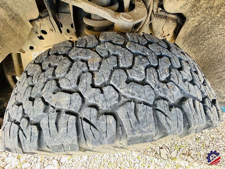 2013-ford-f150-xl-image-57